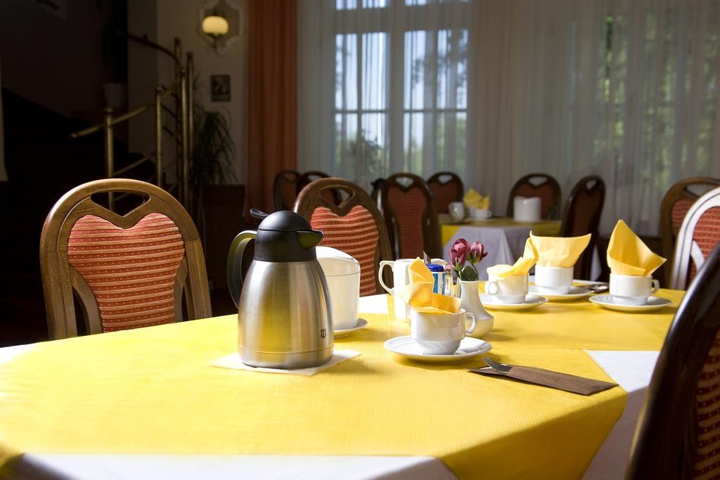 Hotel Saint Antonius Mariánské Lázně Стая снимка